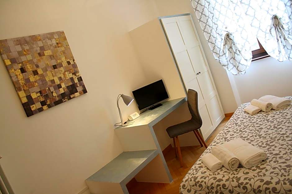 Casa Mia - NO Reception