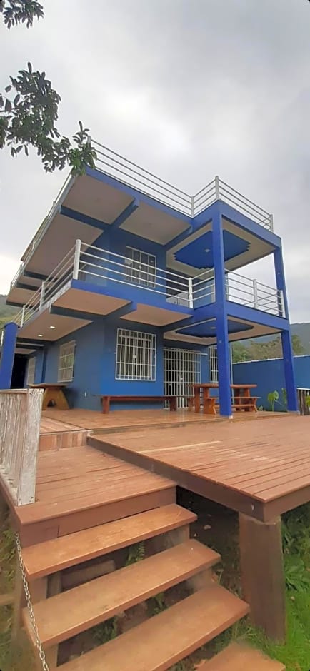 Serra Mar à beira rio , rafting, suites, lofts, e Casas