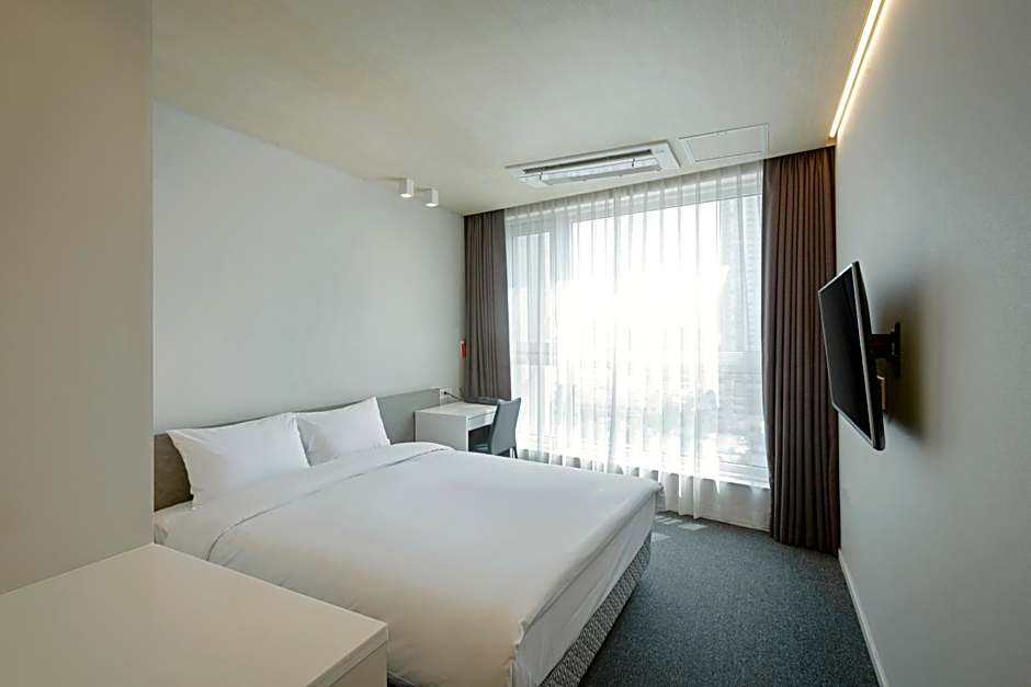 Grand City Hotel Changwon