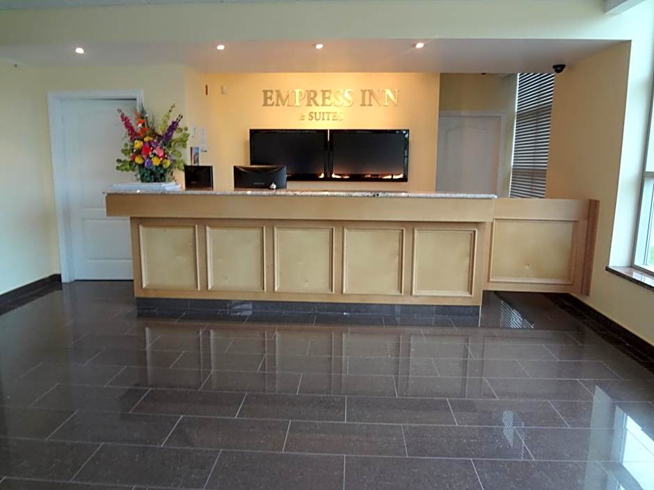 Empress Inn and Suites by the Falls