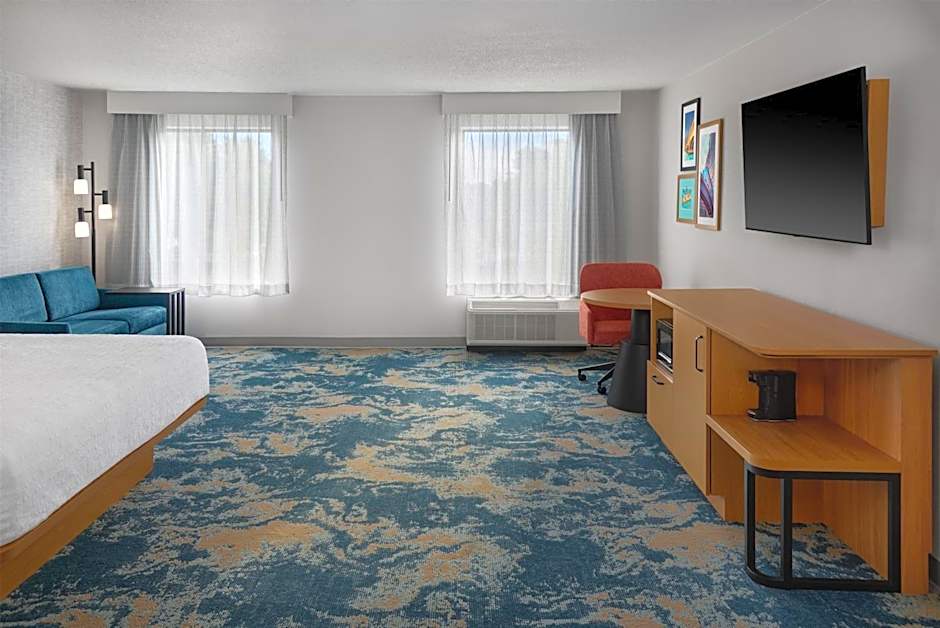 Hampton Inn & Suites Detroit/Sterling Heights