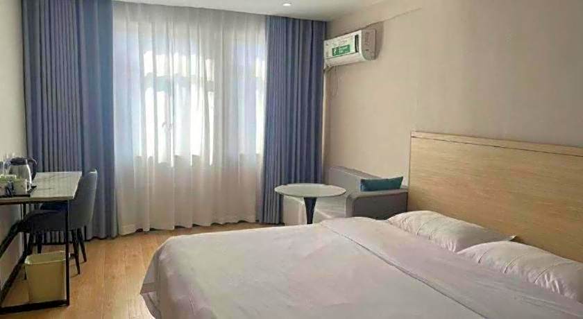Vatica YangZhou Dongguan Street Hotel – Yangzhou, VA