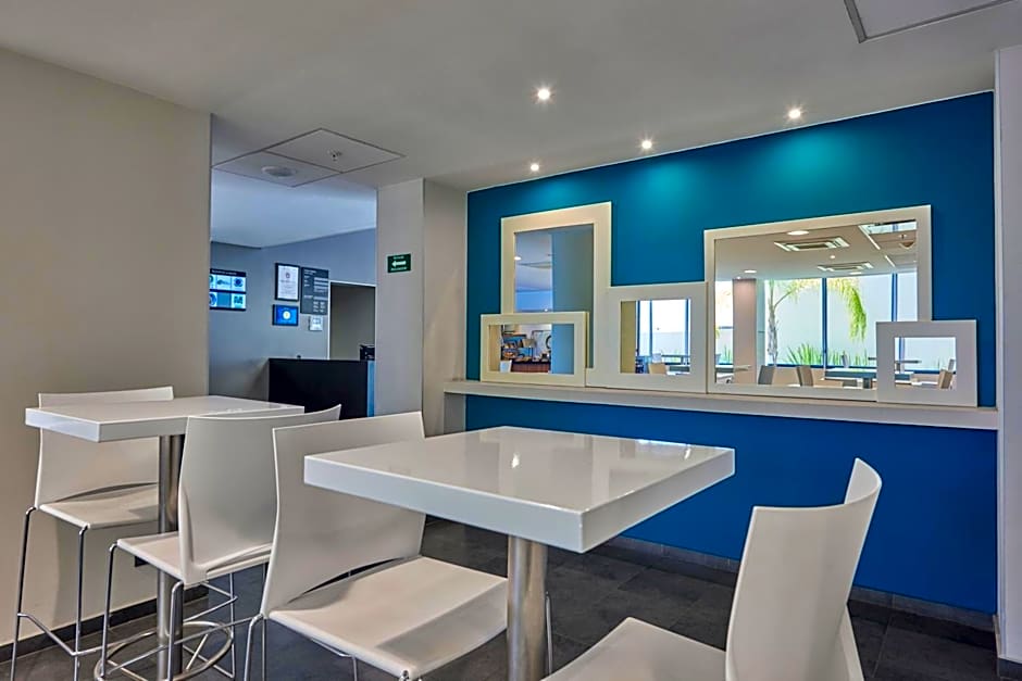 City Express by Marriott Salamanca