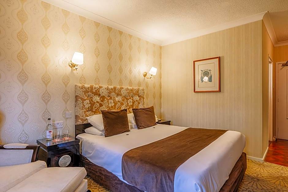 Muthu Belstead Brook Hotel
