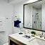 Parrot Key Hotel & Villas