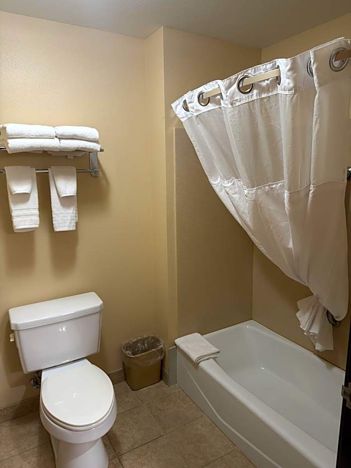 Americas Best Value Inn St. Robert