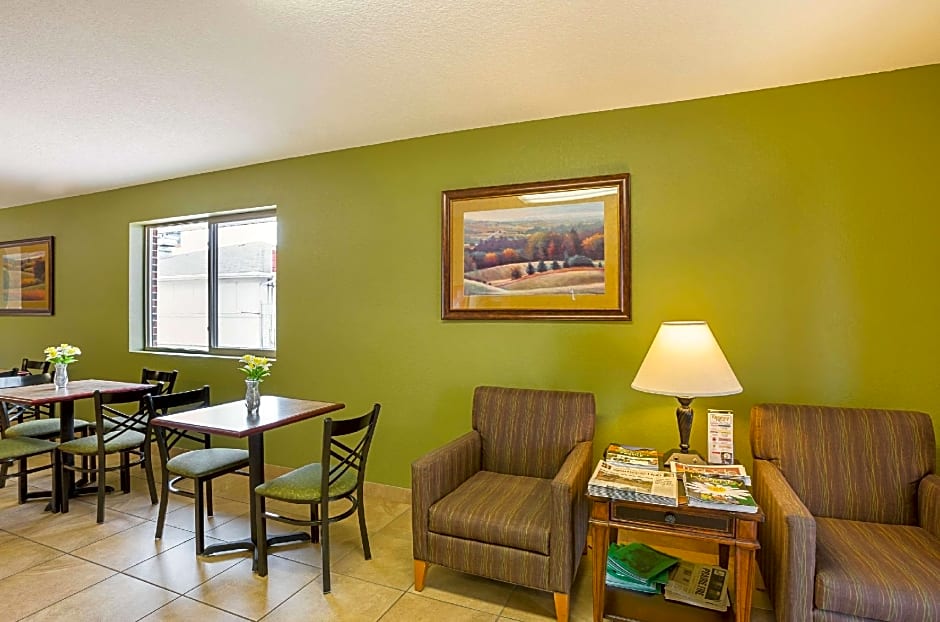 Rodeway Inn & Suites Kearney