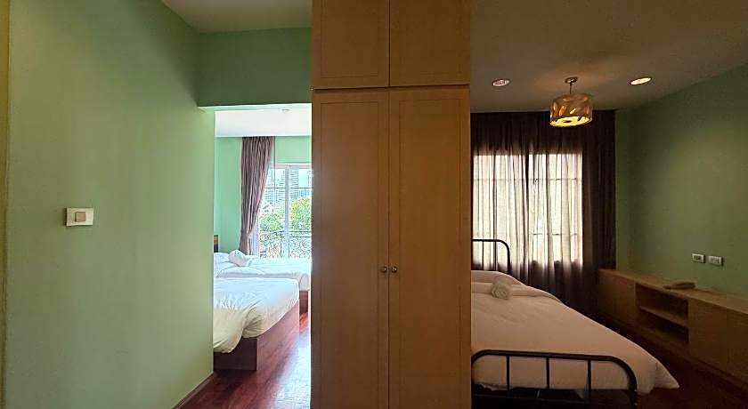 Greenview Ekkamai 10 Suite