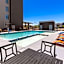 La Quinta Inn & Suites by Wyndham El Paso East Loop-375
