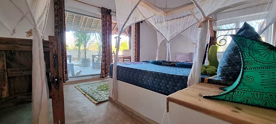 Salama & Mbuyuni Bungalows