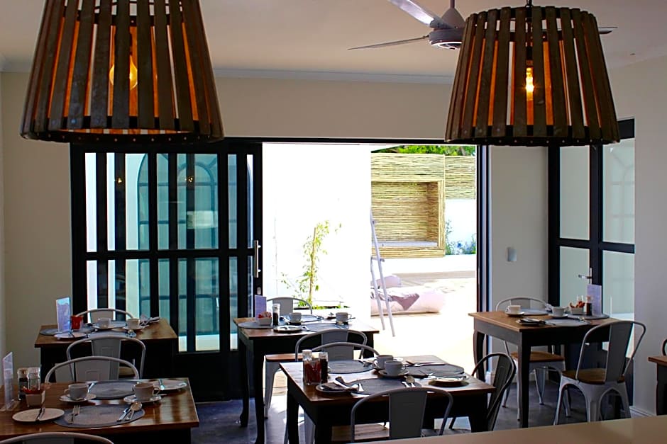 Whale Rock Luxury Lodge