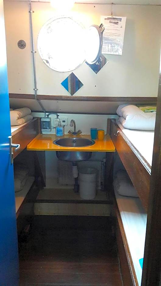 Intersail Hostel - Avontuur