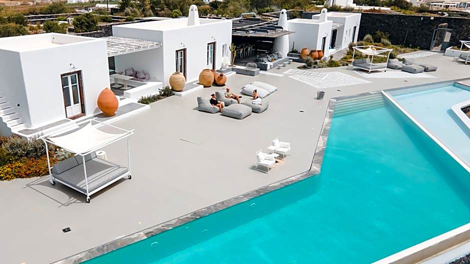 Erosantorini Estate