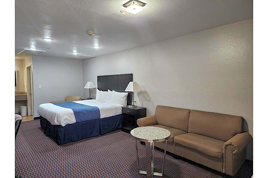 Atria Inn & Suites By OYO, Jourdanton, TX