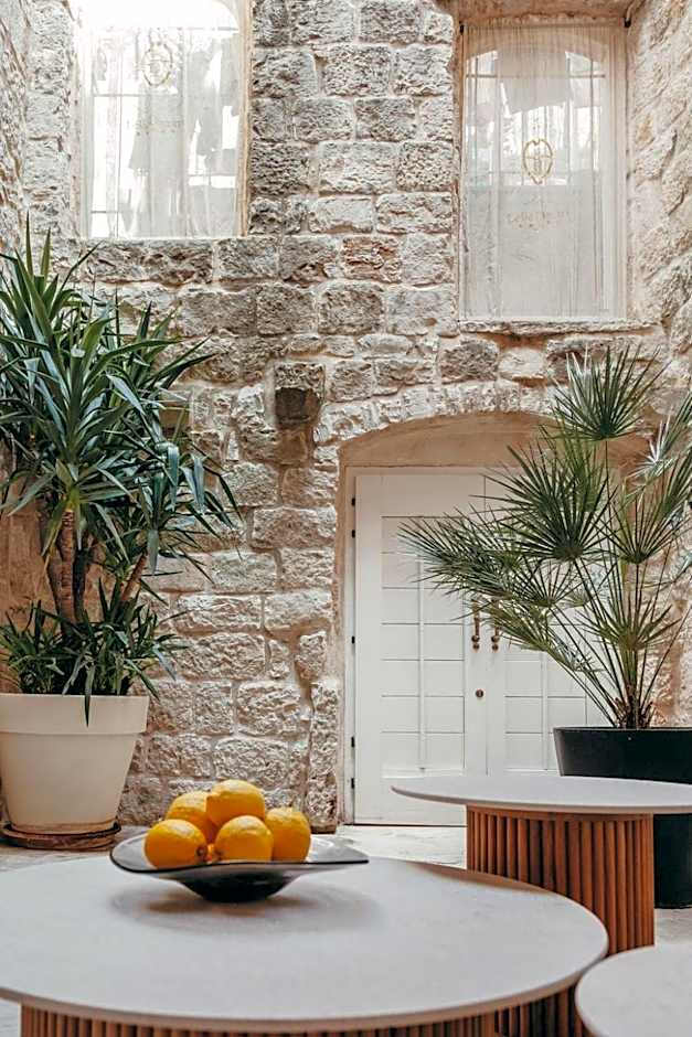 Lesic Dimitri Palace