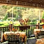 Settlers Inn