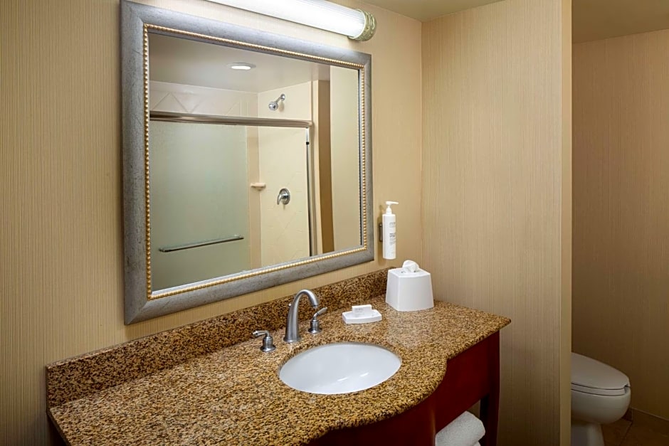 Hampton Inn By Hilton & Suites Mystic