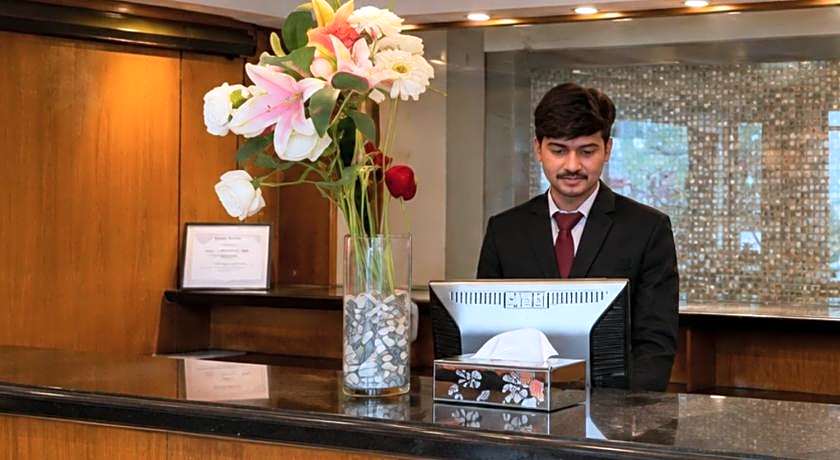 Hotel Crown CP