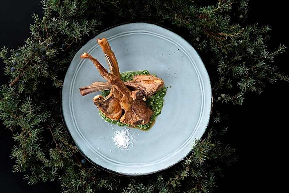 Peetri talu klaaskuplid Haapsalu lähedal