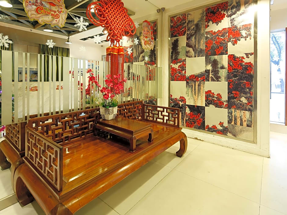 4th Zhongshan Road Garden Inn
