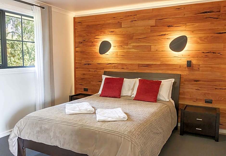 Scarlet Woods Chalets