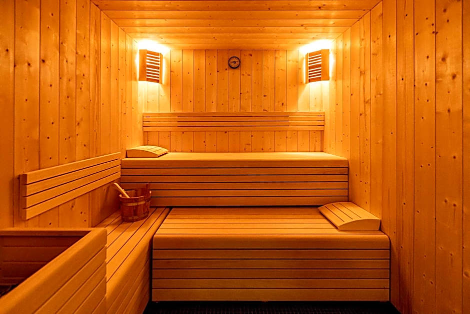 Best Western Plus Crystal Hotel & Spa