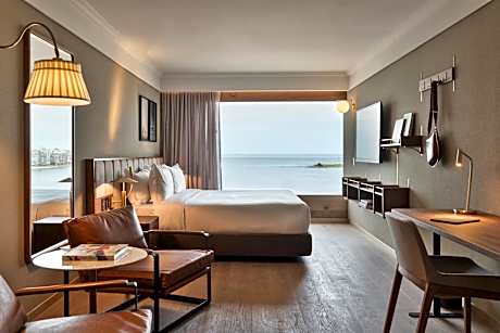 Executive King Room with Sea View
