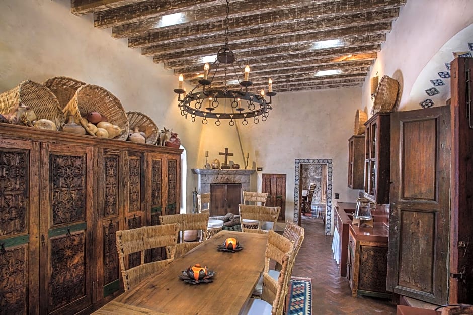 Hacienda Las Amantes