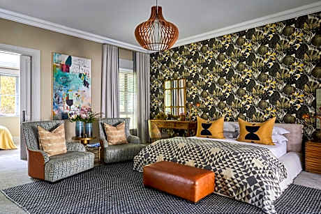 Suite with Garden View