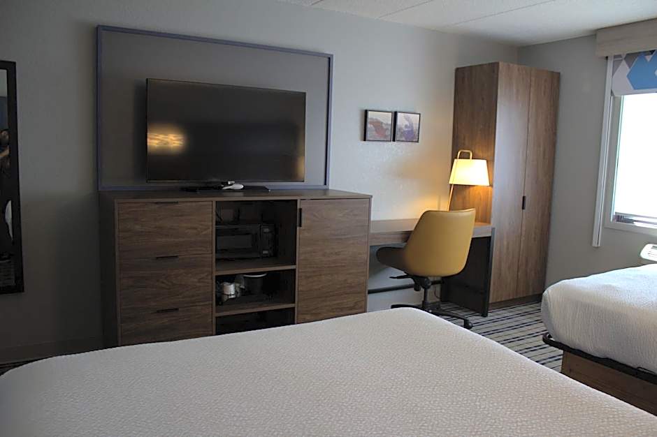 AmericInn by Wyndham Worthington