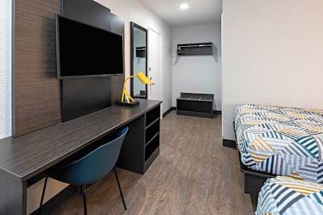 2 Full Beds | Mini Fridge
