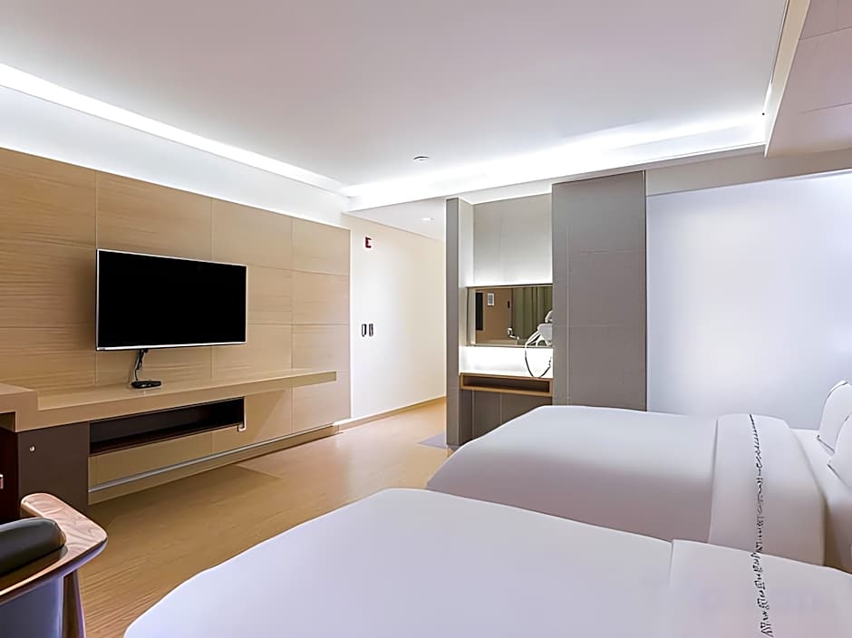 Business Design Hotel Luv