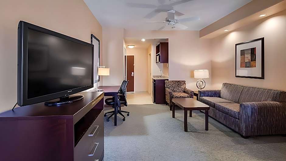 Best Western Plus Midland Suites