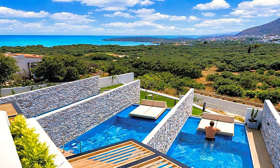 Aelia Suites
