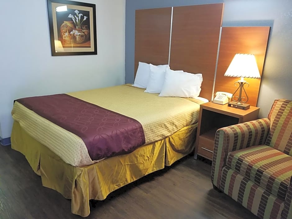 Travelodge by Wyndham Albuquerque West