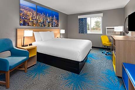 1 Queen Bed, Mobility Accessible Room, Roll-In Shower, Non-Smoking