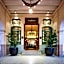 The Edison George Town