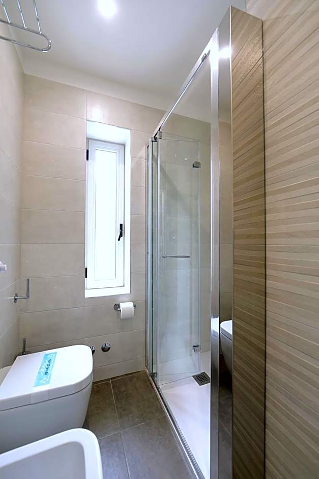 Hotel Simi Lan
