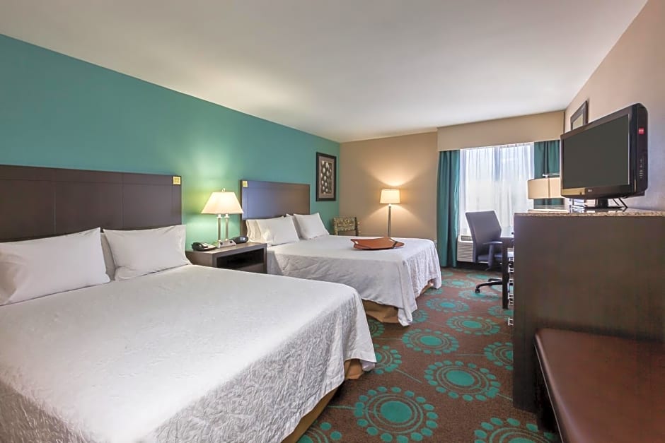 Hampton Inn Bakersfield - Central