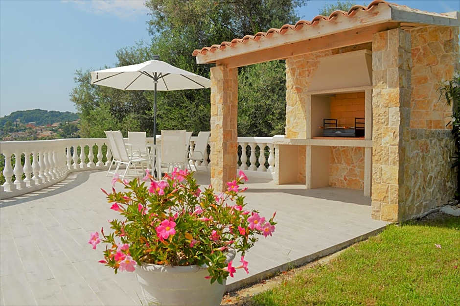 Villa La Terre Des Lauriers