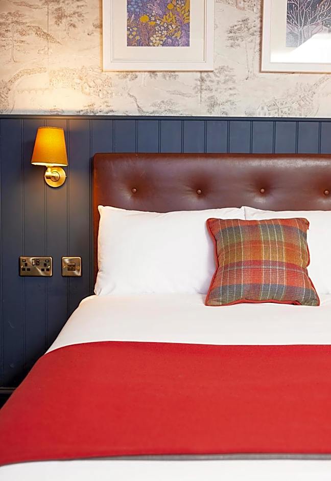 Castle Hotel by Chef & Brewer Collection