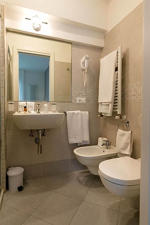 Hotel Saviola