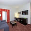 La Quinta Inn & Suites by Wyndham Houston - Normandy