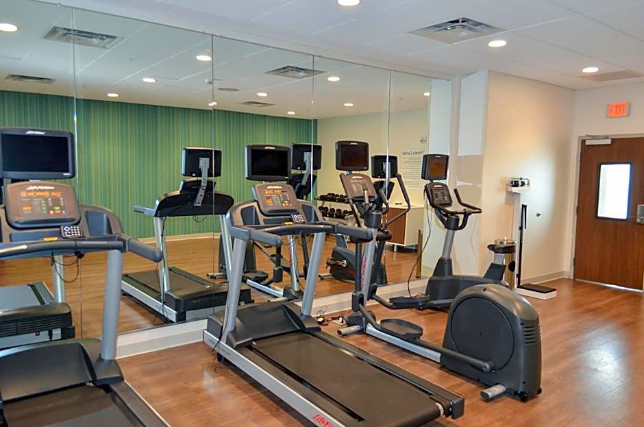 Holiday Inn Express & Suites Charlotte NE - University Area By IHG