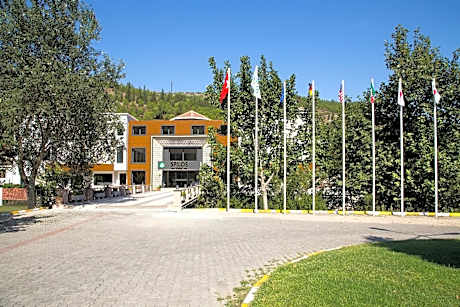 Spilos Hotel