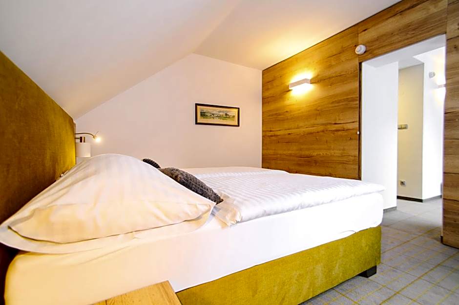 Hotel SKI
