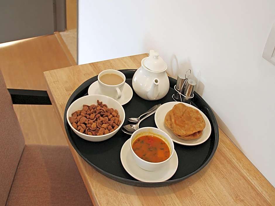 Hotel Sun Palace Residency By OYO Rooms – Noida, DC