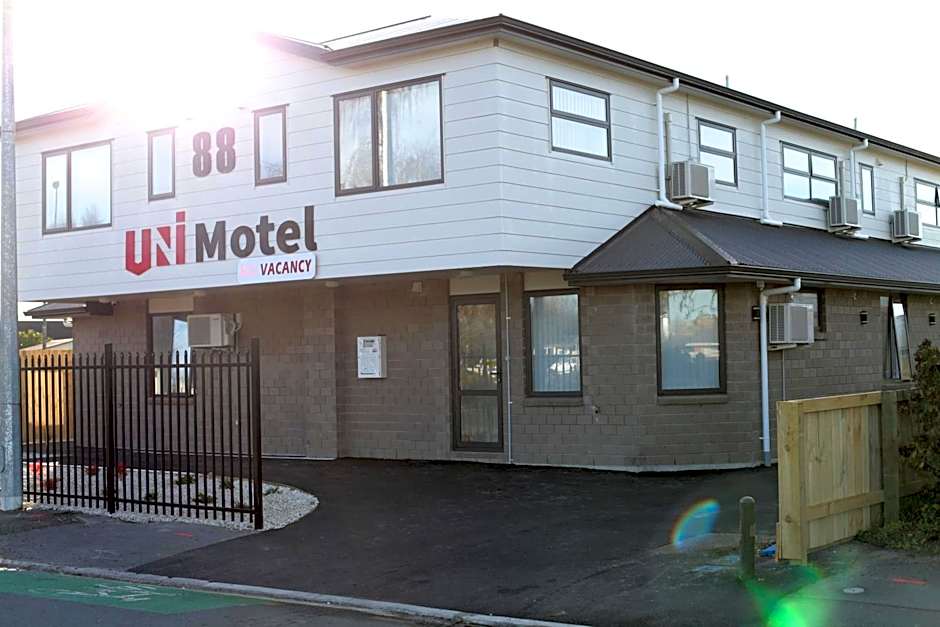 Uni Motel