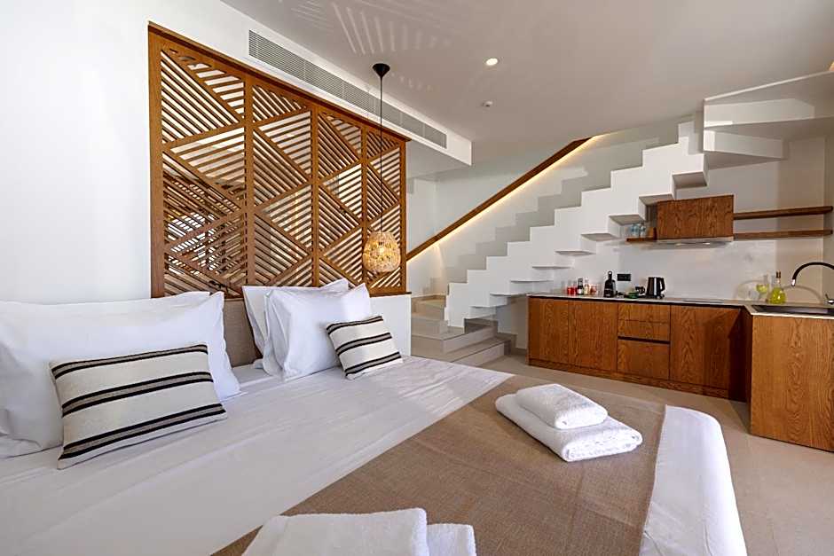 Deos Luxury Suites - Adults Only