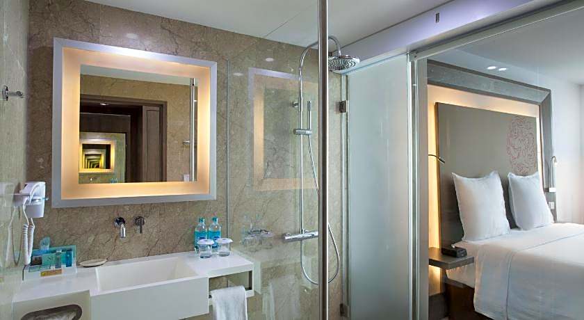 Novotel Jakarta Gajah Mada Hotel